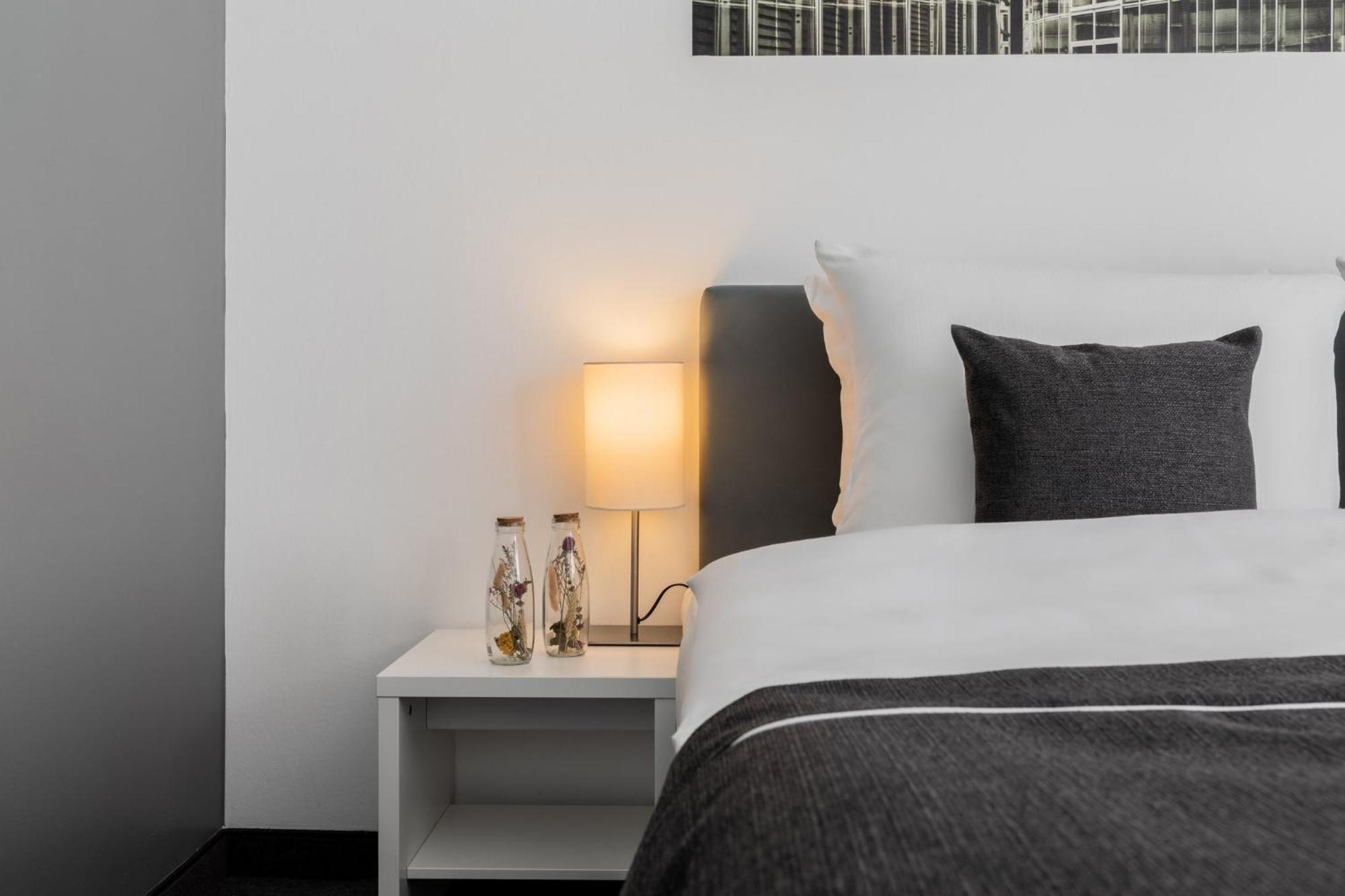 Garner Hotel Berlin - Gendarmenmarkt By Ihg Ngoại thất bức ảnh