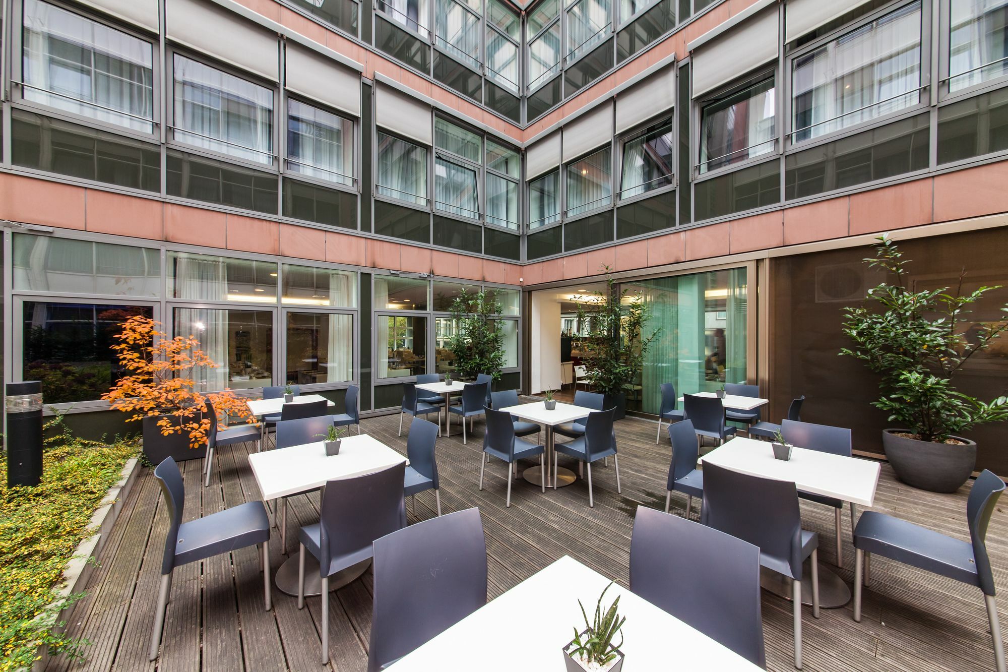 Garner Hotel Berlin - Gendarmenmarkt By Ihg Ngoại thất bức ảnh